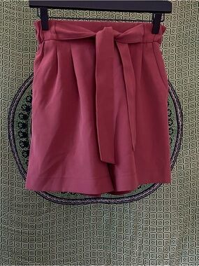 lululemon athletica High-Waist Tie Short in Dusty Rose